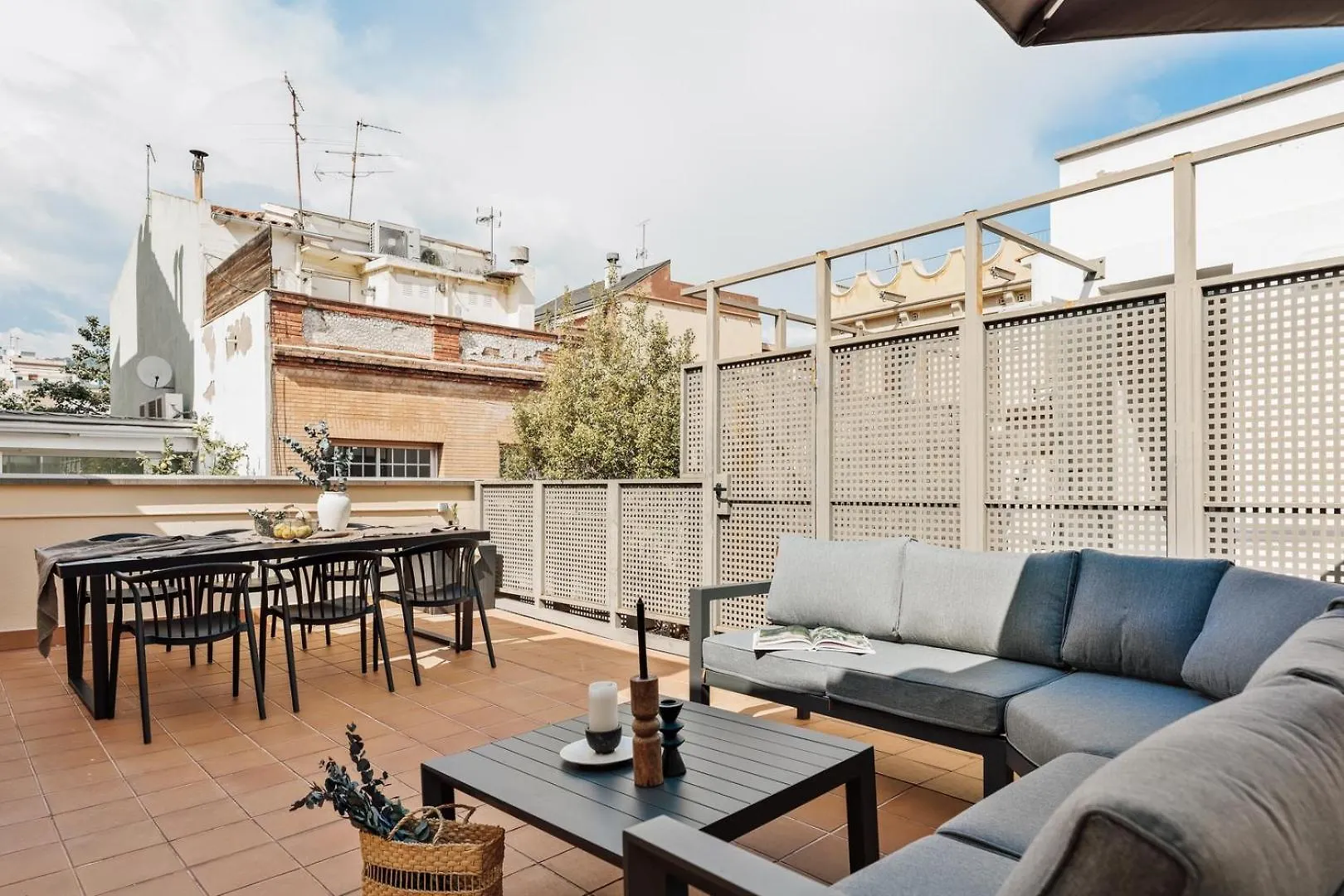 Arenal - 3 Bedrooms And Terrace In Sarria Barcelona Apartmán